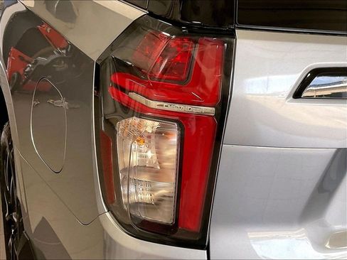 Used 2024 Chevrolet Tahoe RST w/ Luxury Package AWD/4WD image 34