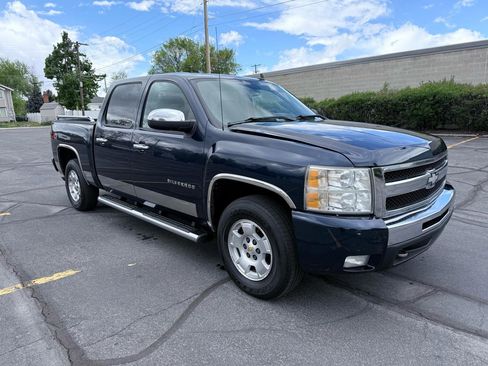 Used 2010 Chevrolet Silverado 1500 LT AWD/4WD image 7