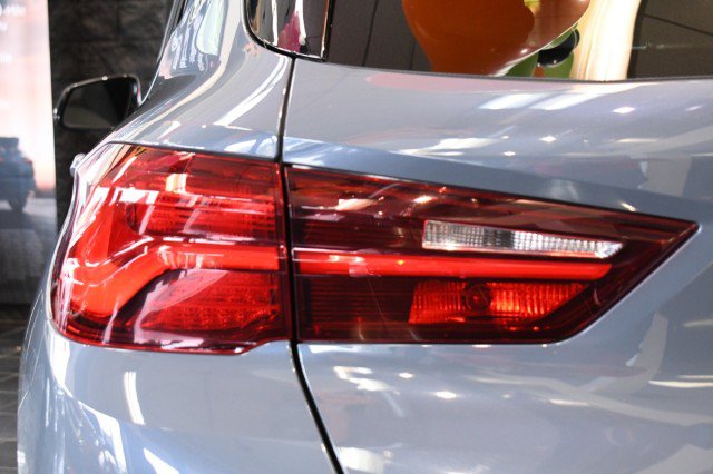 Used 2023 BMW X2 xDrive28i AWD/4WD image 11