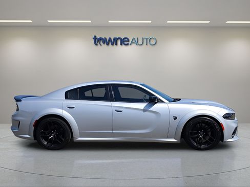 Used 2023 Dodge Charger SRT Hellcat w/ Harman/Kardon Audio Group RWD image 7