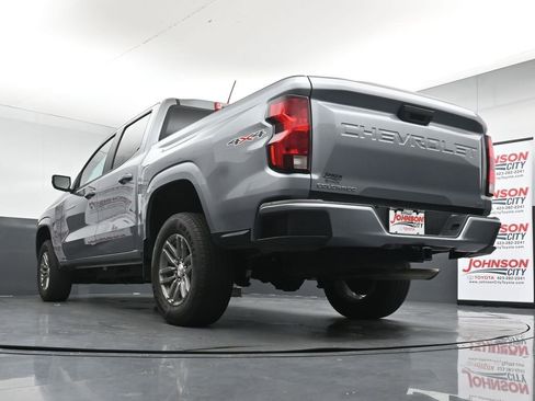 Used 2023 Chevrolet Colorado LT w/ LT Convenience Package II AWD/4WD image 35