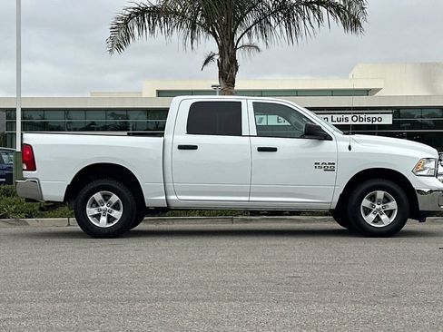 Used 2022 RAM 1500 Classic SLT w/ Electronics Group AWD/4WD image 2