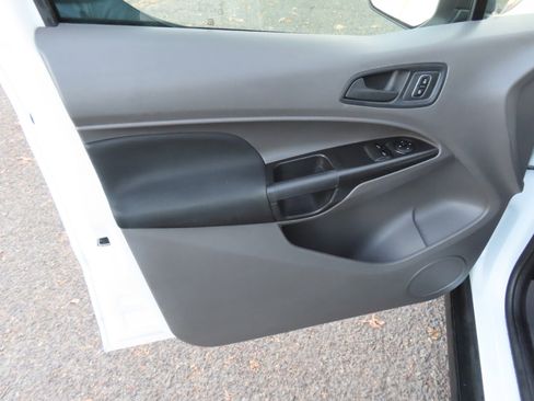 Used 2020 Ford Transit Connect XL image 6