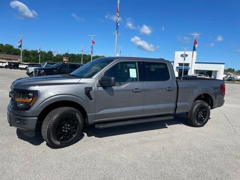 New 2026 Ford F150 XLT w/ XLT Black Appearance Package AWD/4WD image 5