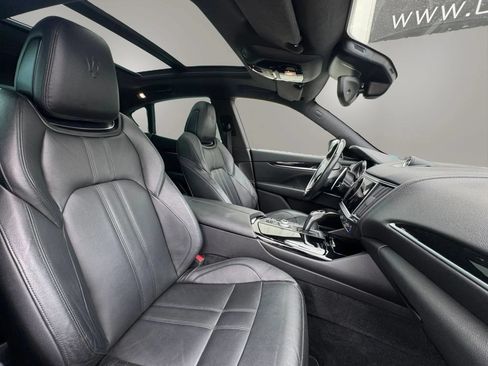 Used 2021 Maserati Levante GranSport AWD/4WD image 16