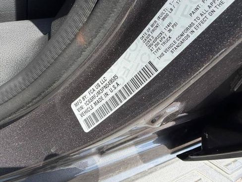 Used 2023 RAM 1500 Laramie AWD/4WD image 25