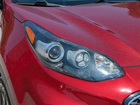 Used 2020 Kia Sportage EX FWD image 10