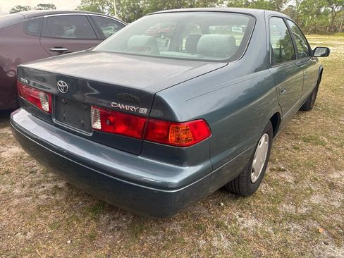 Used 2000 Toyota Camry CE image 5