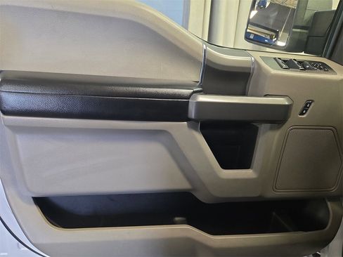 Used 2020 Ford F150 XLT w/ Equipment Group 301A Mid image 26