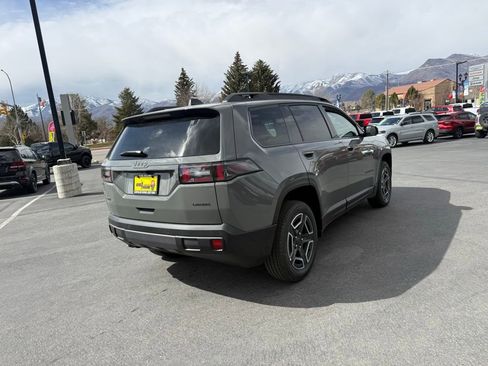 New 2026 Jeep Cherokee Laredo image 4