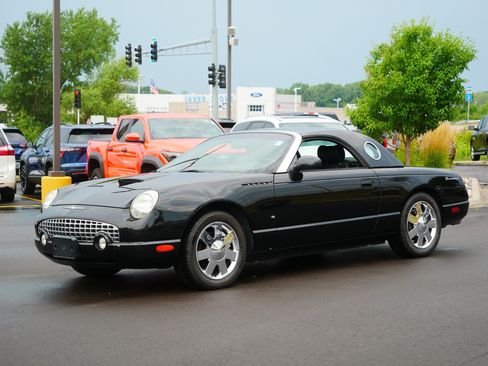 Used 2002 Ford Thunderbird RWD image 2