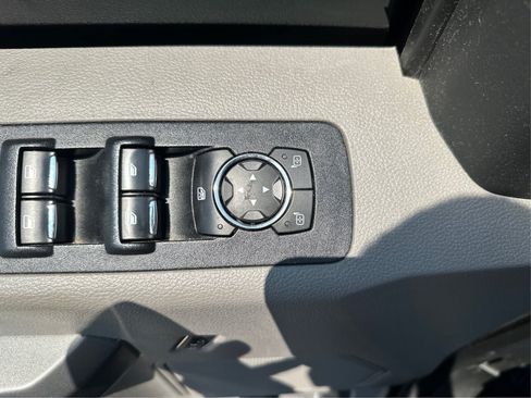 Used 2017 Ford F150 XLT w/ Equipment Group 301A Mid AWD/4WD image 13