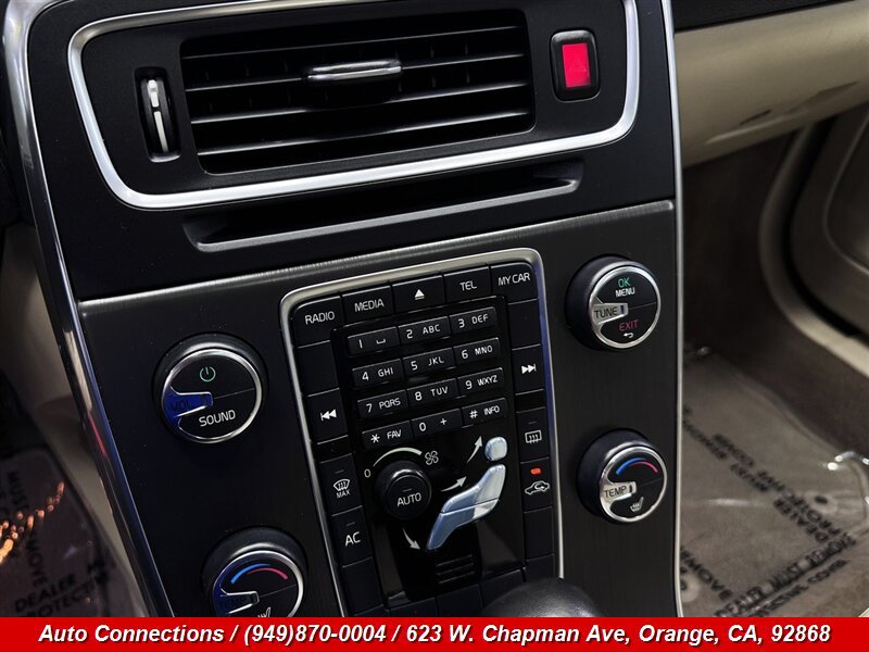 Used 2012 Volvo S60 T5 w/ Climate Pkg FWD image 14