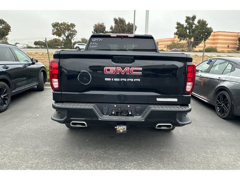 Used 2024 GMC Sierra 1500 Elevation w/ X31 Off-Road Package AWD/4WD image 6