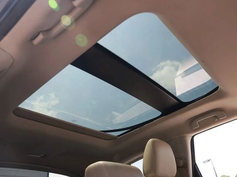 Used 2015 INFINITI QX60 FWD w/ Deluxe Touring Package image 24