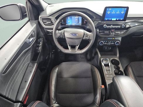 Used 2025 Ford Escape ST-Line AWD/4WD image 4