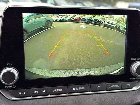 Used 2024 Nissan Sentra SV w/ All-Weather Package FWD image 14