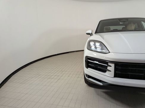 New 2026 Porsche Cayenne Coupe image 12
