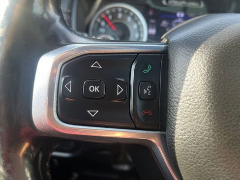 Used 2019 RAM 1500 Laramie AWD/4WD image 29