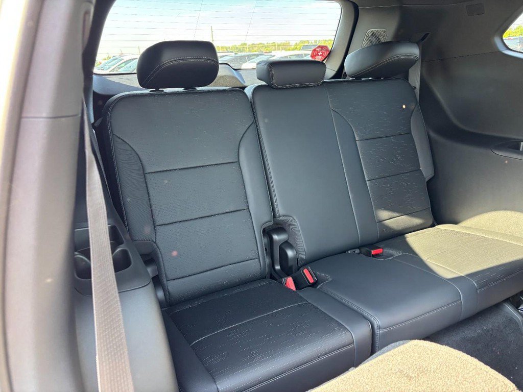 New 2026 Buick Enclave Sport Touring w/ Power Package FWD image 5