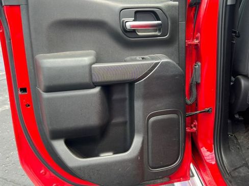Used 2019 Chevrolet Silverado 1500 LT AWD/4WD image 36