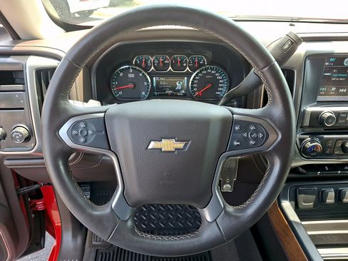 Certified 2017 Chevrolet Silverado 1500 LTZ RWD image 19