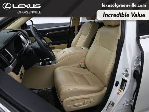 Used 2019 Toyota Highlander Limited image 22