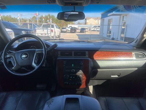 Used 2012 Chevrolet Tahoe LT w/ Luxury Package image 9