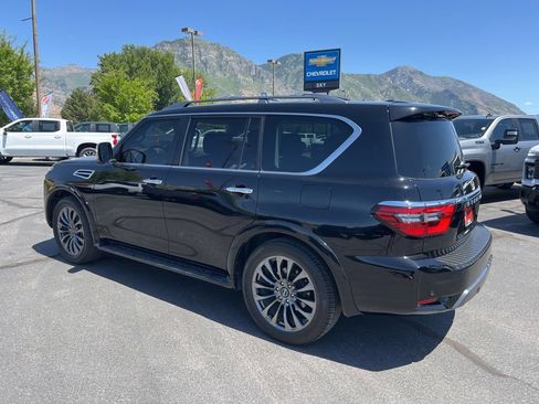 Used 2023 Nissan Armada Platinum w/ Captain's Chairs Package AWD/4WD image 12