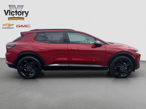 Used 2025 Chevrolet Equinox EV RS FWD image 7