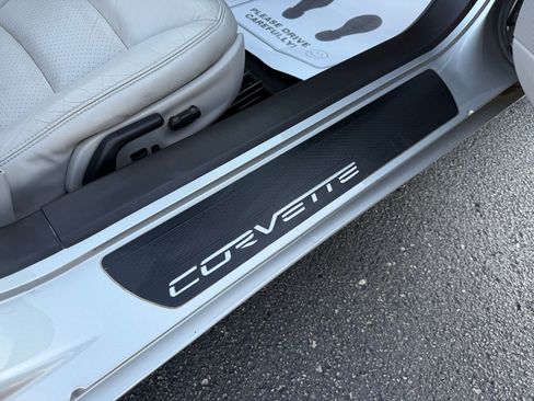 Used 2007 Chevrolet Corvette Convertible w/ Preferred Equipment Group image 15