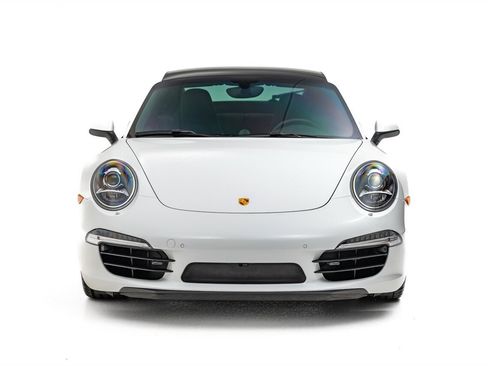 Used 2014 Porsche 911 Carrera S image 3