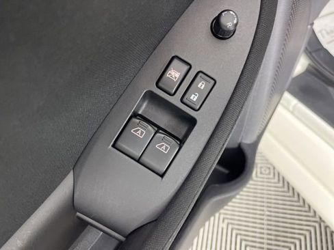 Used 2020 Nissan 370Z Coupe image 32