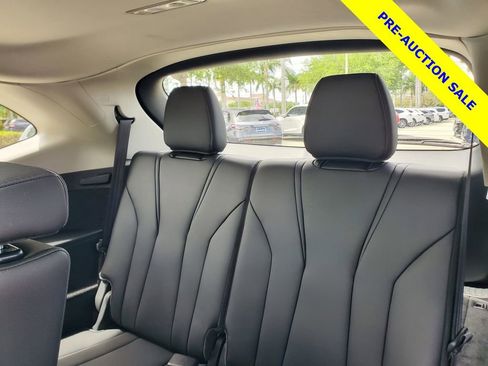 Certified 2025 Acura MDX FWD image 14