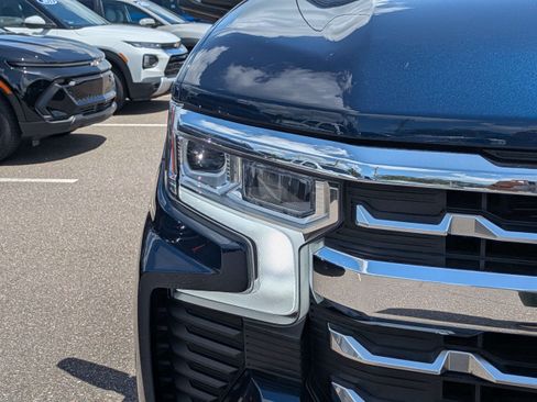 Used 2022 Chevrolet Silverado 1500 LTZ AWD/4WD image 9