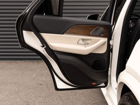 Used 2024 Mercedes-Benz GLE 53 AMG 4MATIC Coupe image 24