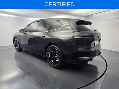 Used 2023 BMW iX xDrive50 w/ Sport Package image 6