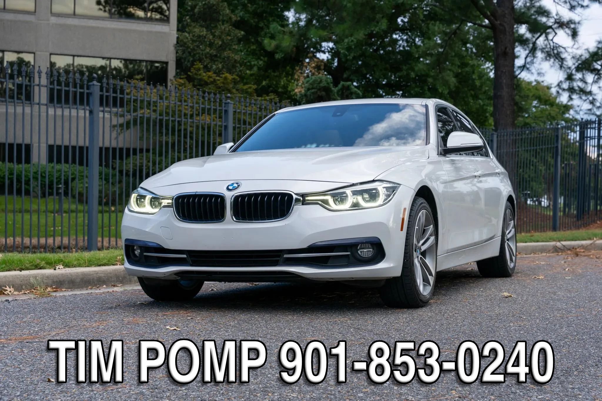 Used 2018 BMW 330i Sedan RWD image 2