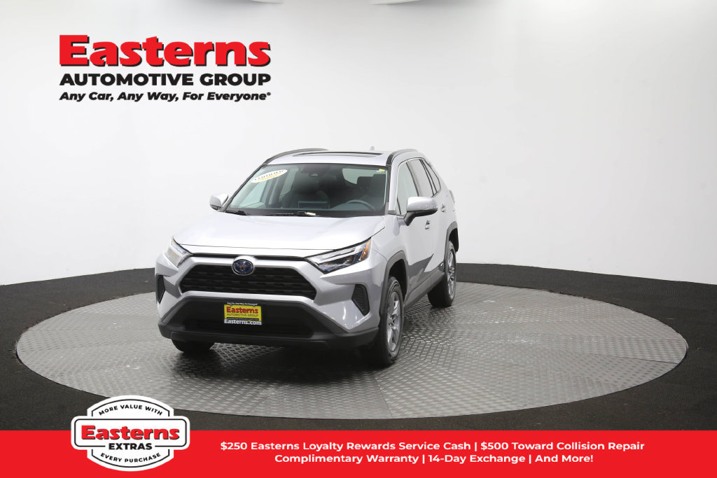 Used 2022 Toyota RAV4 XLE w/ Convenience Package AWD/4WD image 55