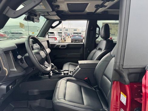 New 2026 Ford Bronco Badlands image 16