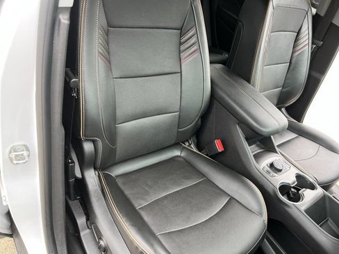 Used 2022 GMC Terrain AT4 w/ Infotainment Package II AWD/4WD image 29