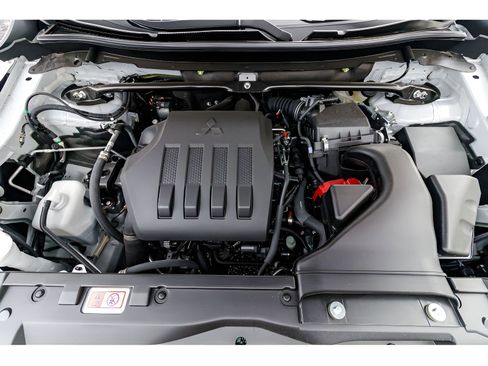 New 2024 Mitsubishi Eclipse Cross AWD image 16