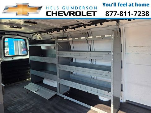 Used 2017 GMC Savana 3500 Extended RWD image 11