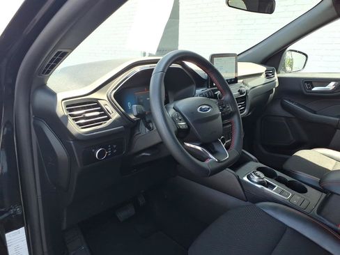Used 2025 Ford Escape ST-Line AWD/4WD image 5