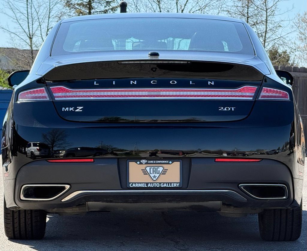 Used 2017 Lincoln MKZ Reserve w/ Climate Package FWD image 4