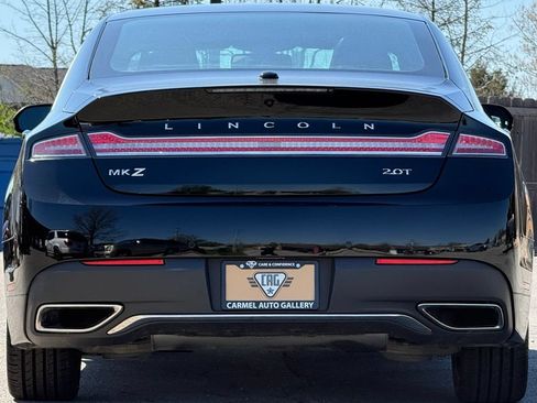 Used 2017 Lincoln MKZ Reserve w/ Climate Package FWD image 4