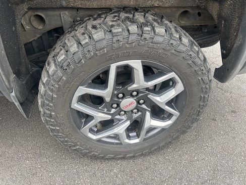 Used 2018 GMC Sierra 2500 Denali w/ Duramax Plus Package image 16