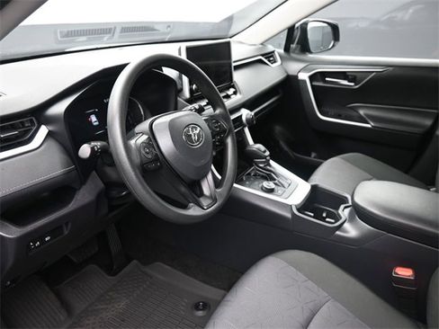 Certified 2025 Toyota RAV4 XLE image 18