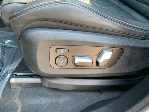 Used 2024 BMW X5 xDrive40i w/ Premium Package AWD/4WD image 15