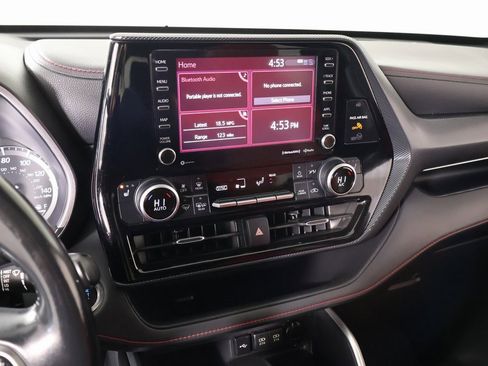 Used 2021 Toyota Highlander XSE image 5